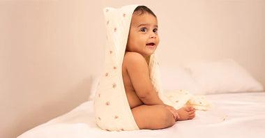 Baby Bath Time: Tips for Bathing Baby from Newborn to Toddler